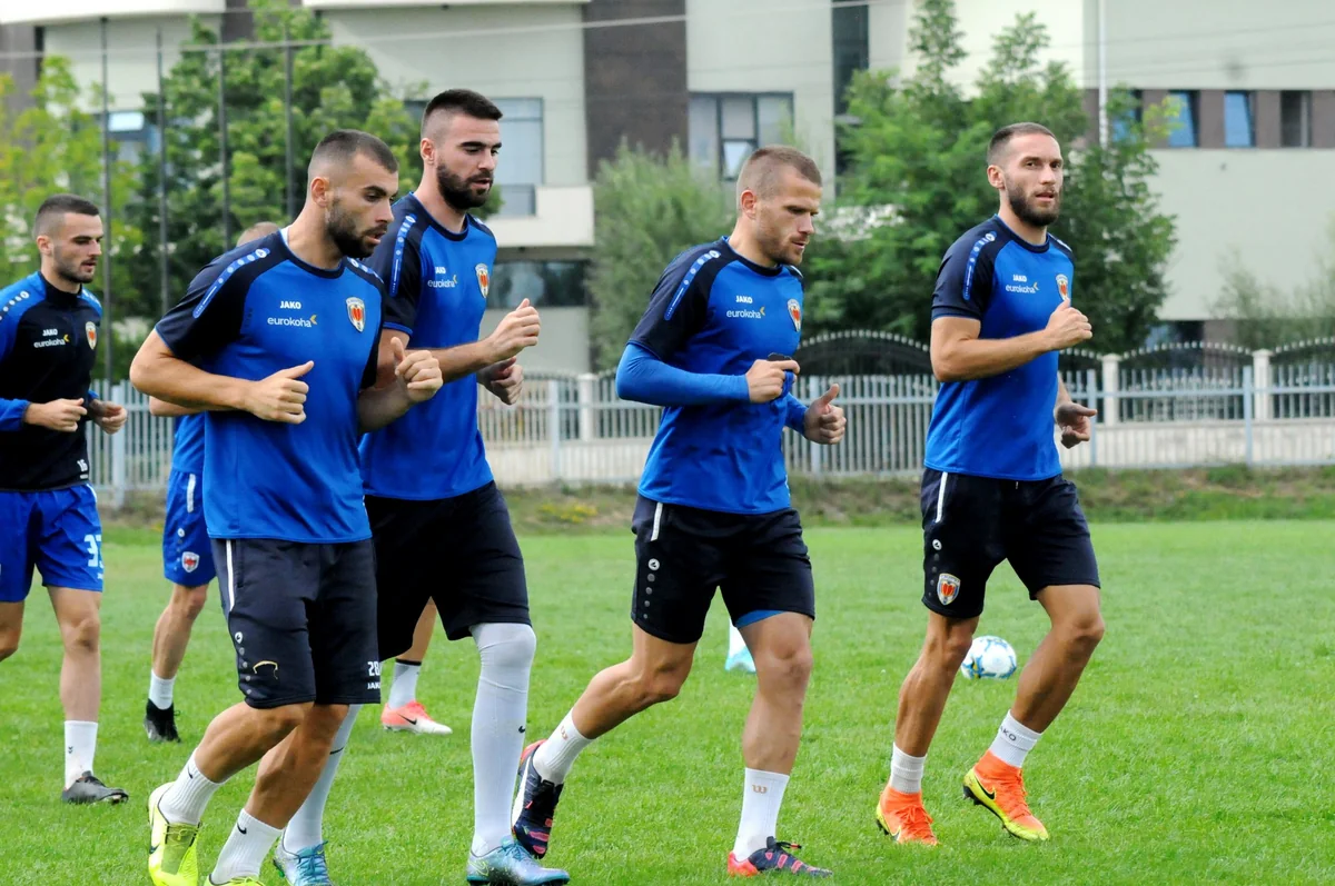 Kosovo təmsilçisi avrokubok matçına müvəqqəti komanda ilə çıxacaq