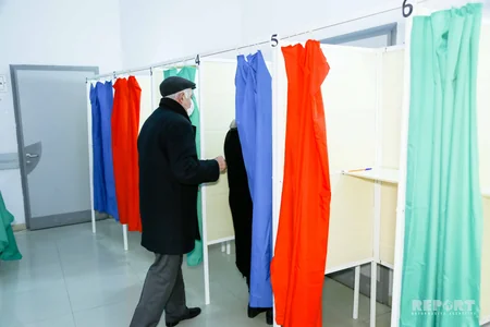 Azərbaycan xalqı səs verir - FOTOREPORTAJ