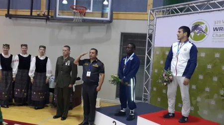 Azərbaycan güləşçisi hərbçilər arasında dünya çempionu olub