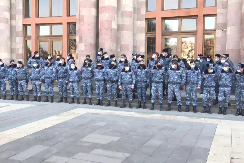 Relatives of missing Armenian servicemen hold protest in Yerevan