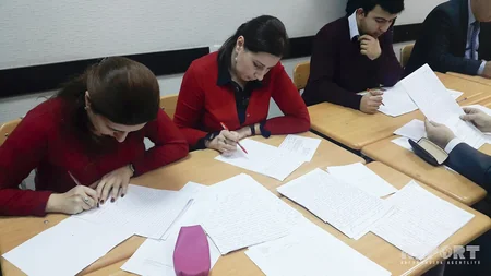 Media nümayəndələri ADU-da payız imtahan sessiyasının gedişini izləyiblər