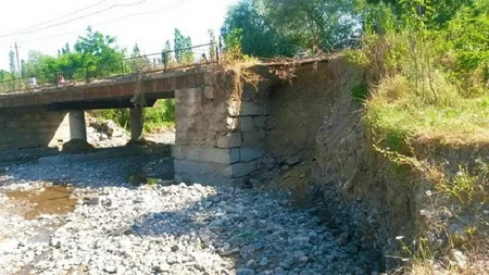 Tovuzda leysan yağışlarında qəzalı vəziyyətə düşən körpü bərpa edilib