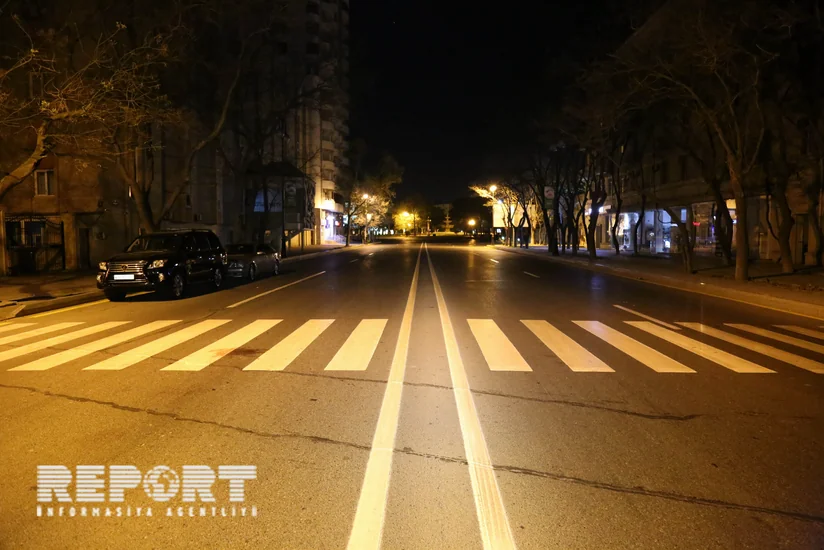 В Баку автомобиль переехал пешехода