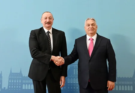 Budapeştdə Türk Dövlətləri Təşkilatının Dövlət başçılarının qeyri-rəsmi Zirvə görüşü keçirilib - YENİLƏNİB-4