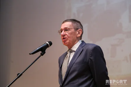 В Киноцентре Низами прошла презентация документального фильма Баку в зеркале веков