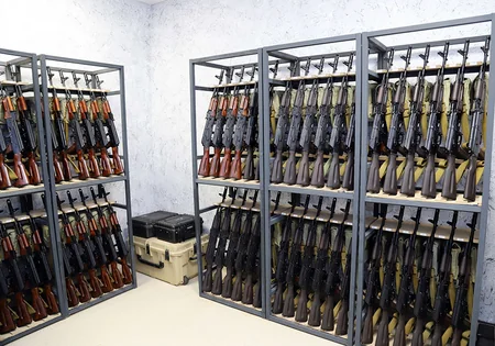 Müdafiə nazirinin müavinləri Kəlbəcərdə yeni inşa edilmiş yerləşmə məntəqələrinə baxış keçiriblər