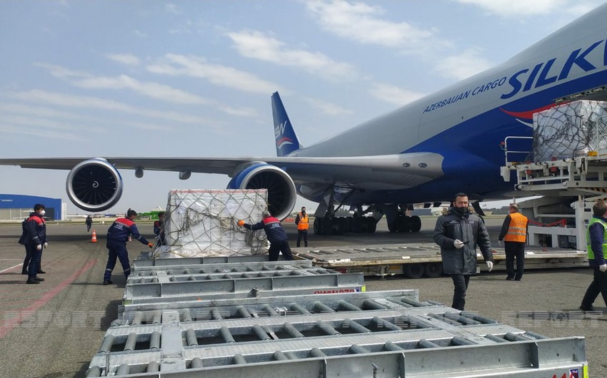 Çindən Azərbaycana 500 min doza vaksin gətirilib