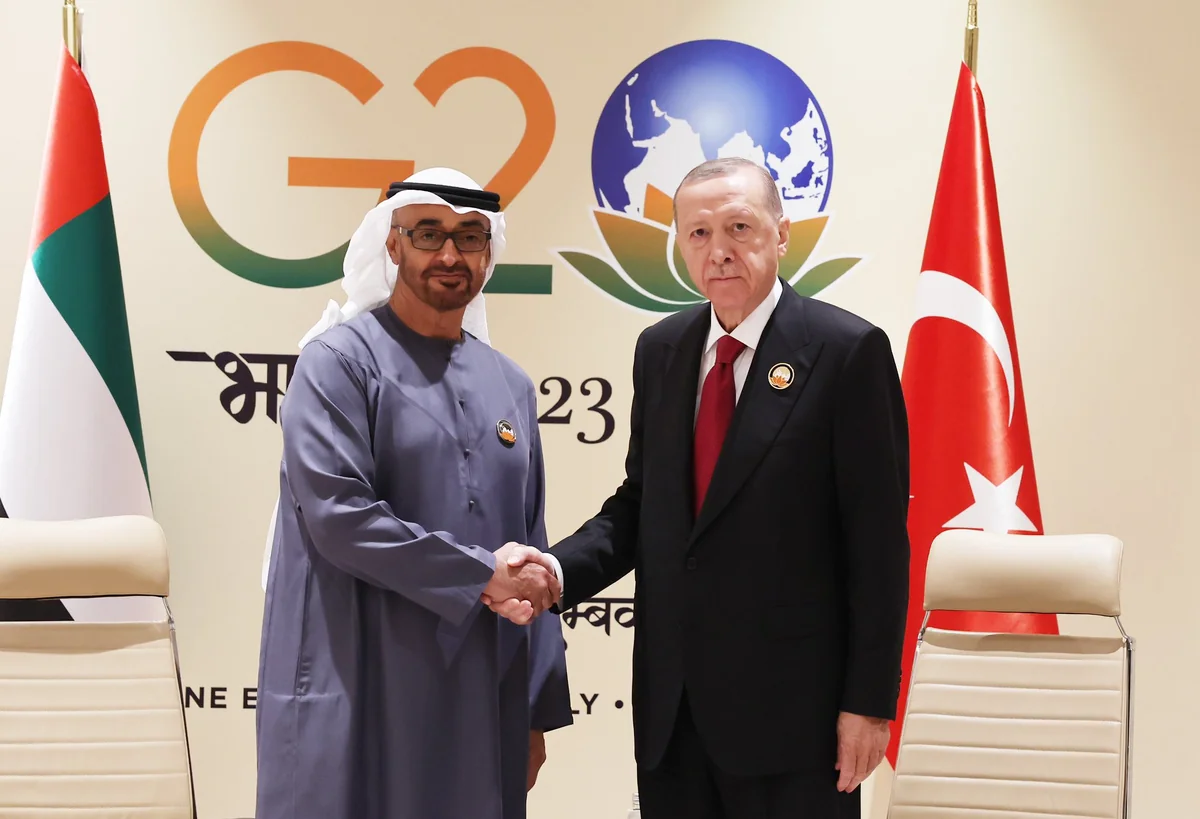 Turkish, UAE presidents discuss development of bilateral ties in India