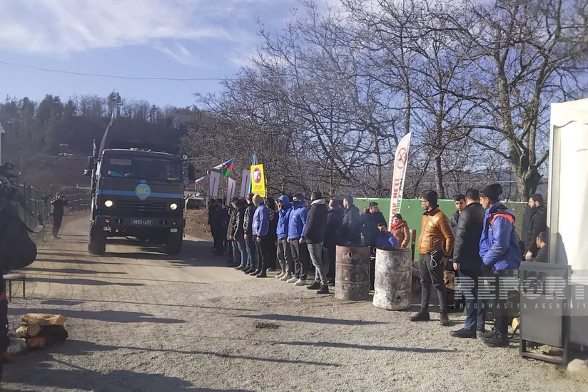 Six more vehicles of peacekeepers pass freely from Lachin to Khankandi - VIDEO - UPDATED 5