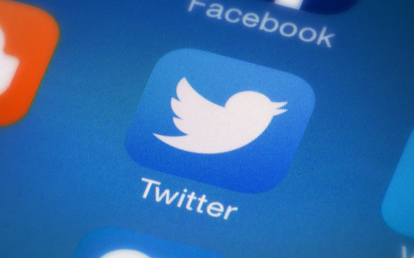 Основатель Twitter выставил свой первый твит на аукцион