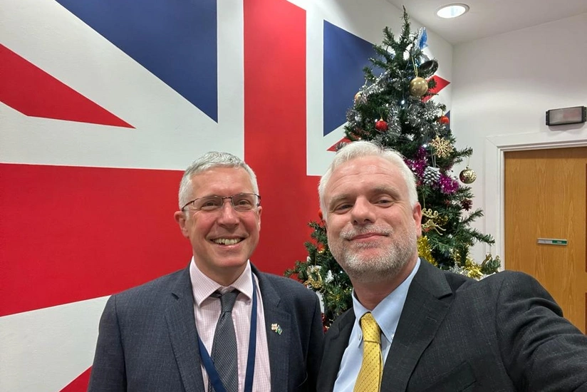 UK and US ambassadors mull cooperation in demining assistance