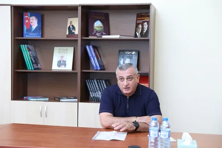 Sahib Ələkbərov Oğuzda vətəndaşları qəbul edib
