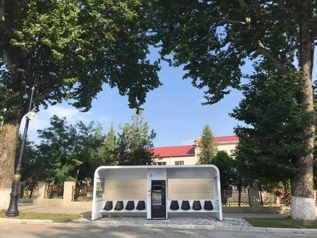 Azerbaijan presents its first smart bus shelter
