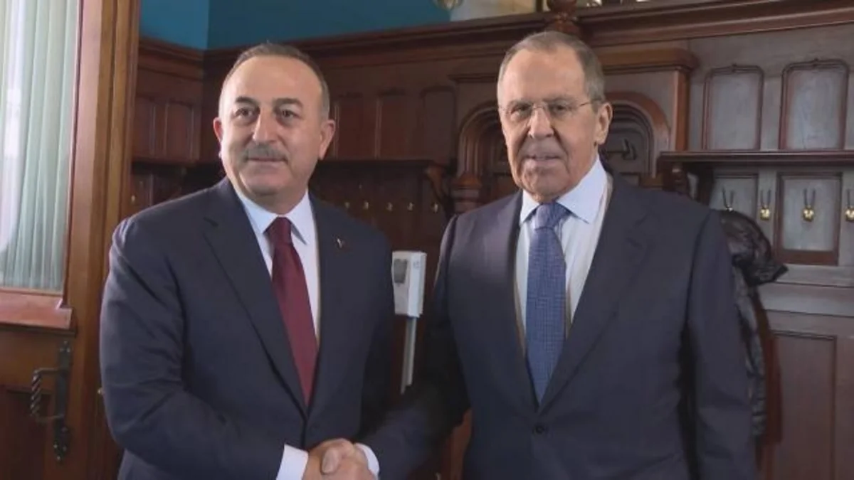 Лавров и Чавушоглу обсудили ситуацию в Карабахе