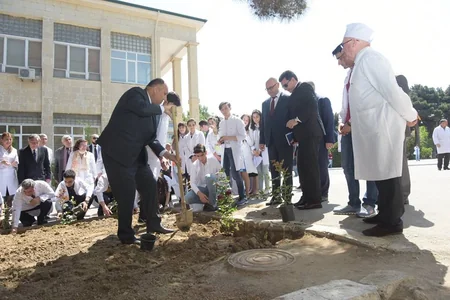 ​Tibb Universitetində iməcilik keçirilib