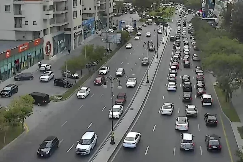 Bakının 10 yolunda tıxac yaranıb - SİYAHI