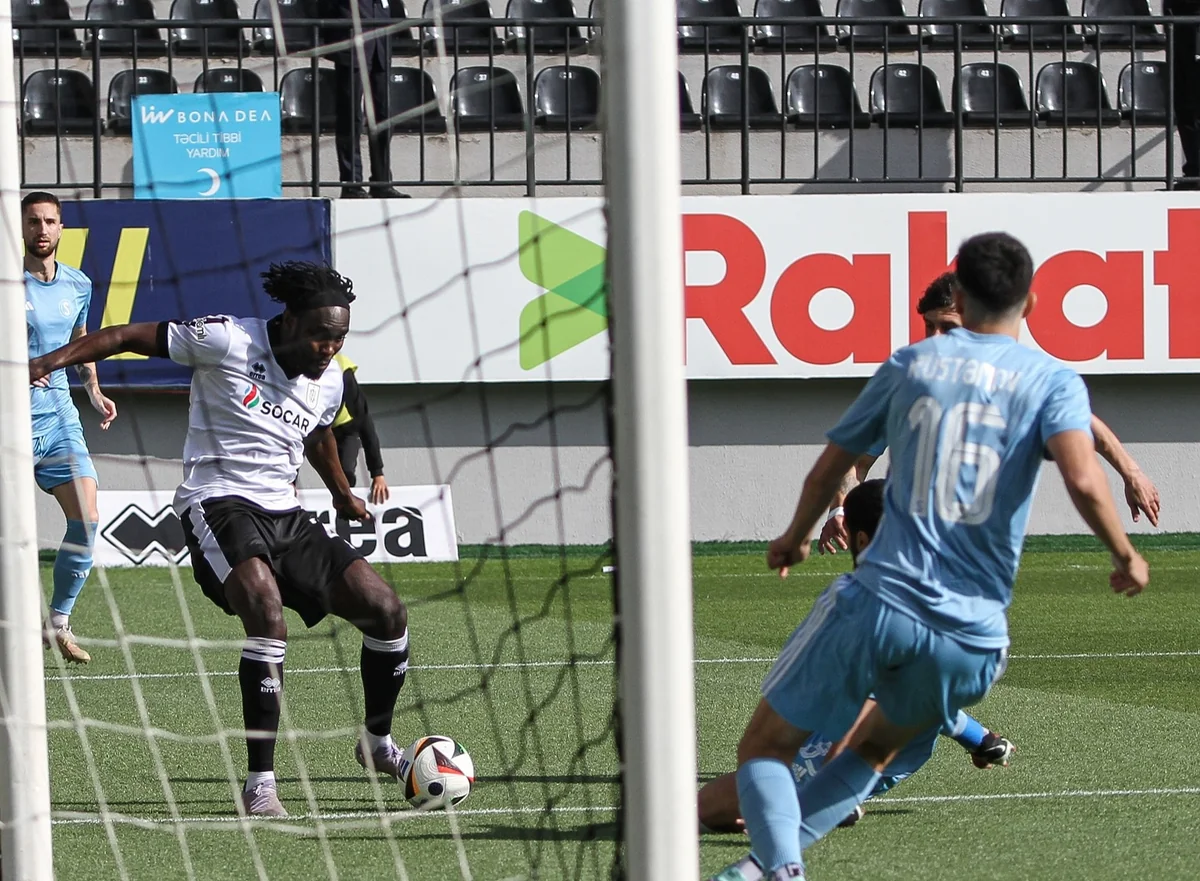 Neftçi Azərbaycan çempionatında rekorda imza atıb