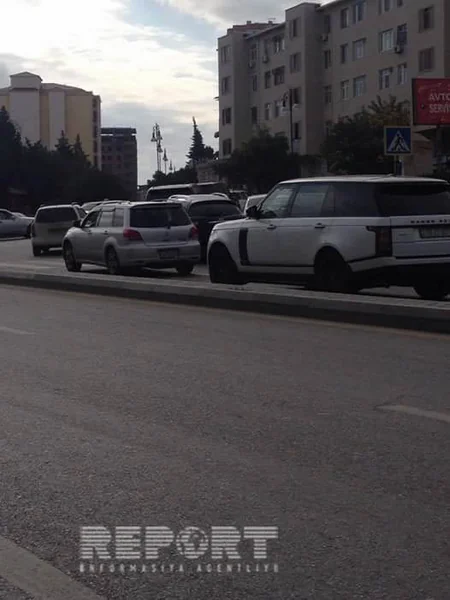 Paytaxtın Nəsimi rayonunda yol qəzası baş verib - FOTO