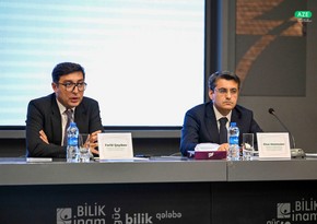 Fərid Qayıbov idman federasiyalarının nümayəndələri ilə 20-ci görüşünü keçirib