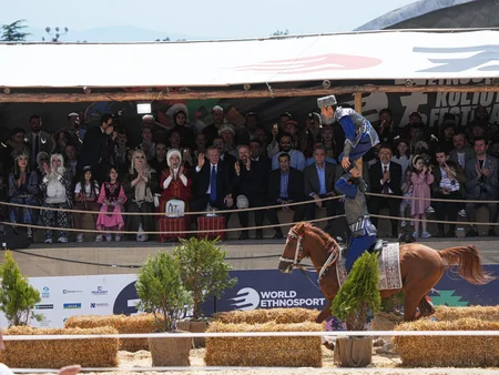 Turkish President watches performance featuring Karabakh horses
