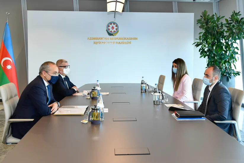 Mikayıl Cabbarov “Yüksəliş” müsabiqəsinin qalibi ilə görüşüb