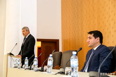 Gənc diplomatlar hərəkat yaradıblar - FOTOLAR