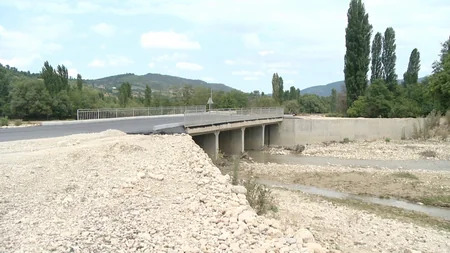 Qubada 5 istiqamətdə 36,4 kilometrlik yolun tikintisi yekunlaşır - VİDEO