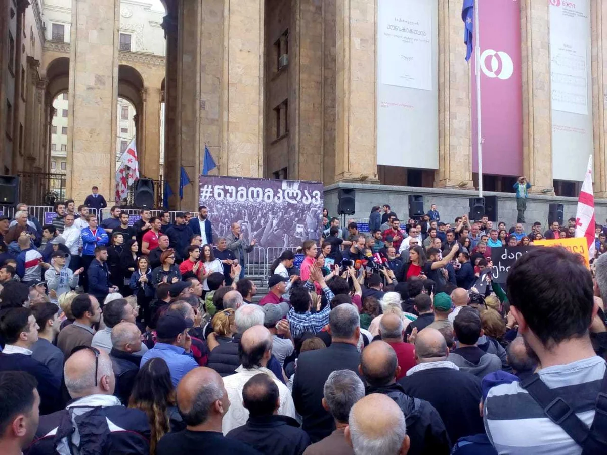 Tbilisidə kütləvi aksiyalar yenidən başlanıb