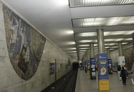 Bakı metrosunun “Neftçilər” stansiyasında işıqlandırma sistemi yenilənib