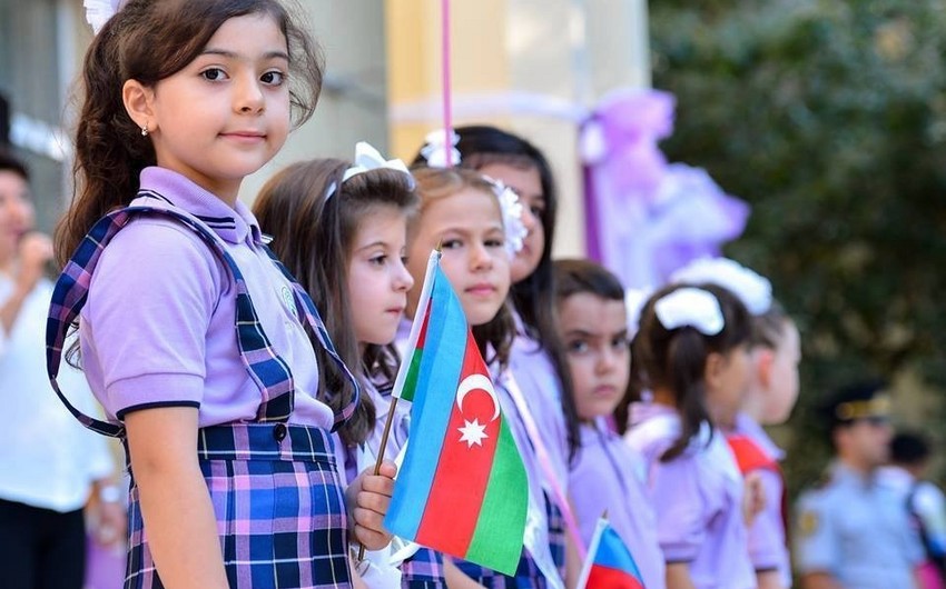 Bu gündən məktəblərdə dərslər başlayır