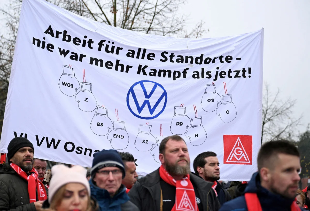 “Volkswagen”in işçiləri ixtisarlara qarşı tətil edəcəklər