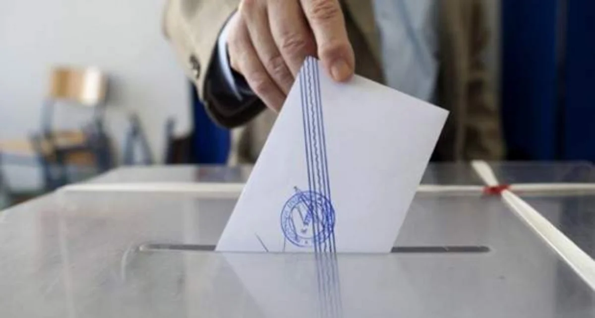 ​Türkiyənin Ədalət və İnkişaf Partiyası seçkilərdə hakim statusunu itirib