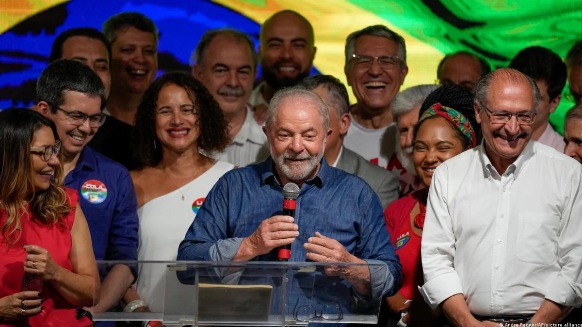 Braziliyanın yeni seçilmiş prezidenti ABŞ və Aİ ilə münasibətlərin bərpasının zəruriliyindən danışıb