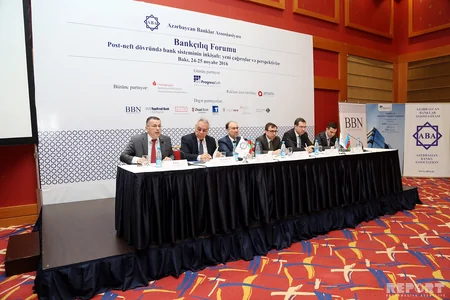 Bakıda bank forumu işə başlayıb