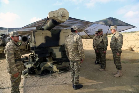Opens a new residential complex of Azerbaijan Air Defense Unit
