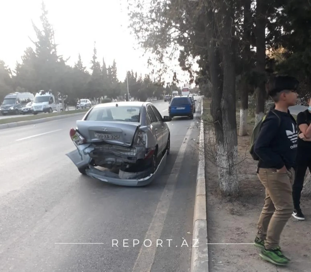 Sumqayıtda üç avtomobil toqquşdu