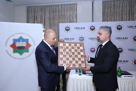 Çempion şahmatçılar “Sirab”ı seçdi