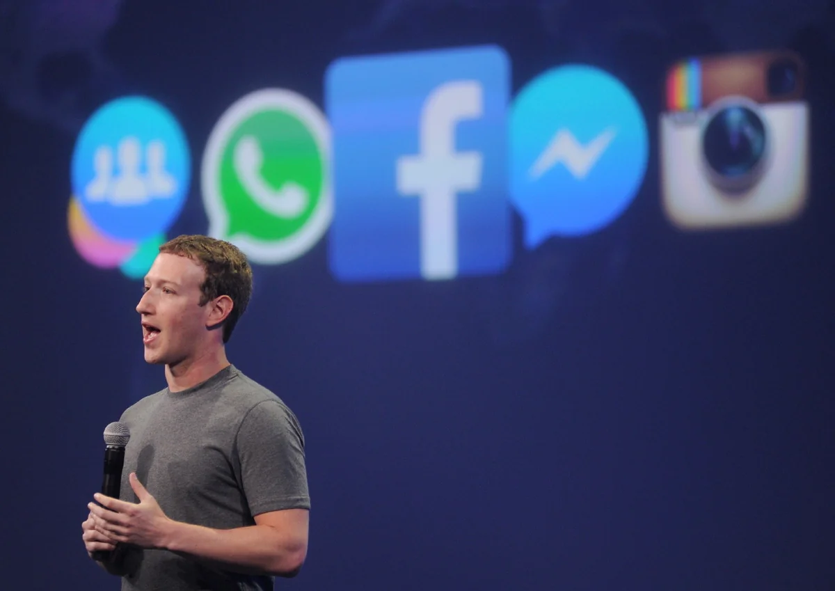 Марк Цукерберг потерял 6,6 миллиарда долларов из-за сбоев в Facebook