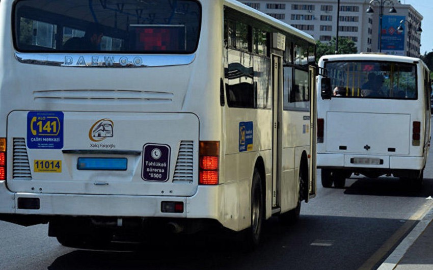 Bakıda iki sərnişin avtobusu toqquşub, 7 nəfər yaralanıb
