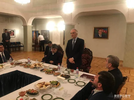 Allahşükür Paşazadə Rusiya azərbaycanlıları ilə görüşüb - VİDEO - YENİLƏNİB