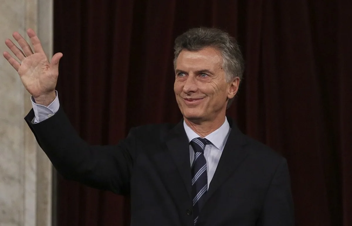 Argentina prezidenti futbolçu Roxoya qələbə qoluna görə minnətdarlıq edib
