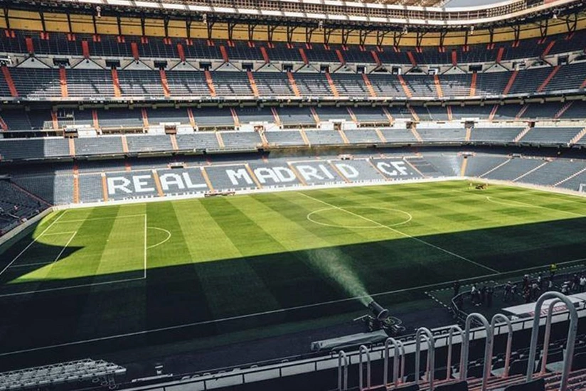 Real Madrid stadionunu dəyişir