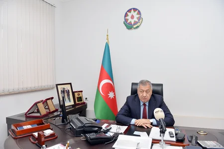 Deputat Vahid Əhmədov: “Neftin qiyməti 60 dollar civarında qalacaqsa, manat zəifləməyəcək” - MÜSAHİBƏ