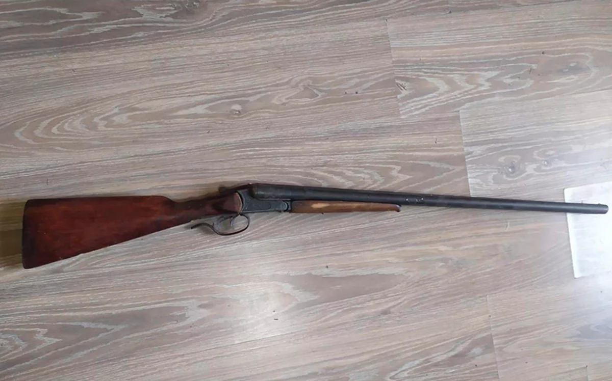 Kürdəmir sakini odlu silahını polisə təhvil verib