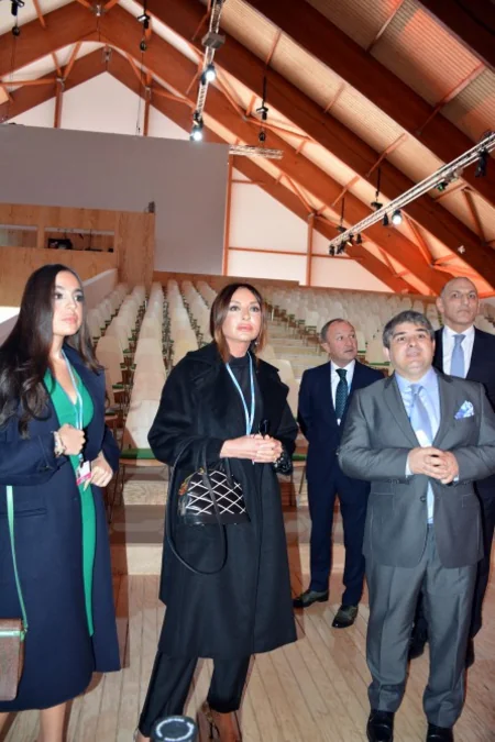Mehriban Aliyeva and Leyla Aliyeva attend COP21 Climate Change Conference in Paris