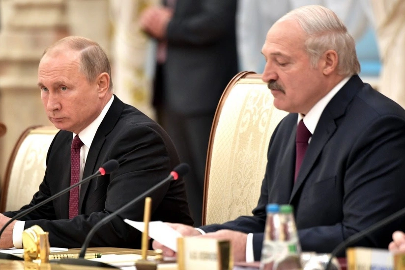 Putin və Lukaşenko Belarusdakı vəziyyəti müzakirə etdilər
