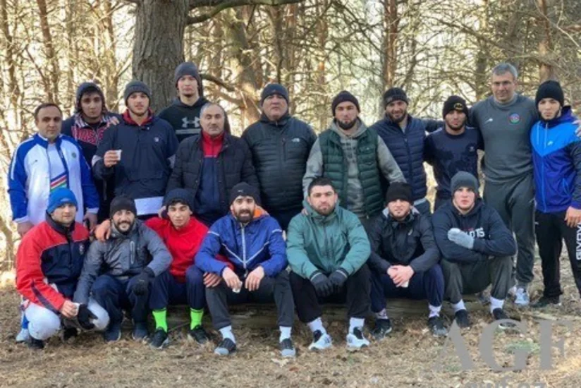 Sərbəst güləş millimiz Dağıstanda