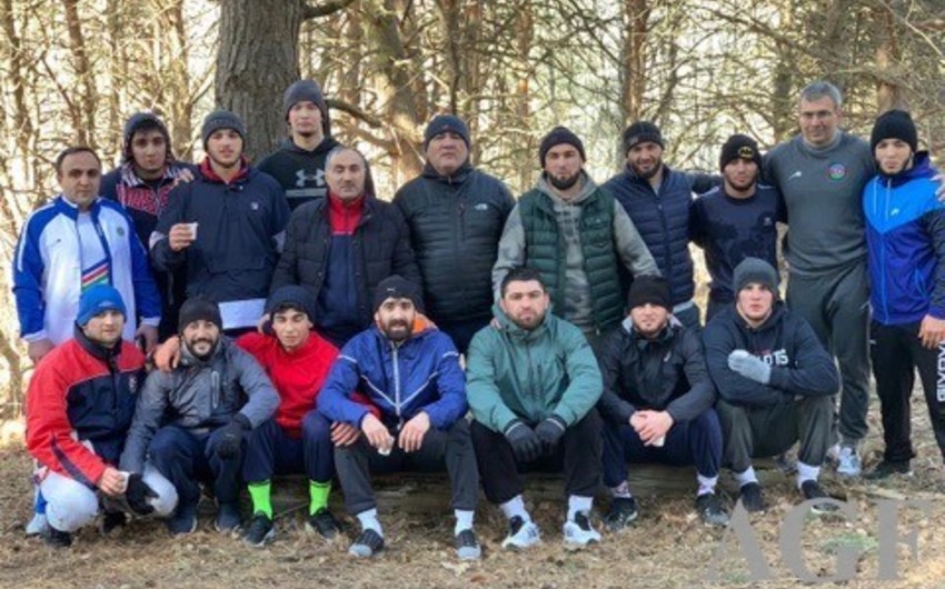 Sərbəst güləş millimiz Dağıstanda