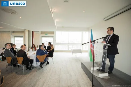 Fərid Qayıbov UNESCO-ya üzv ölkələrin Daimi nümayəndəliklərinin sessiyasında çıxış edib