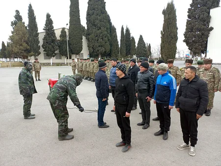 Azərbaycan Ordusunun səfərbərlik təminat bazasında təlim keçirilib